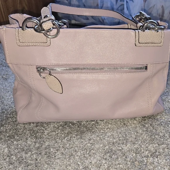 Coach Light Purple Leather Shoulder Bag - Picture 11 of 16